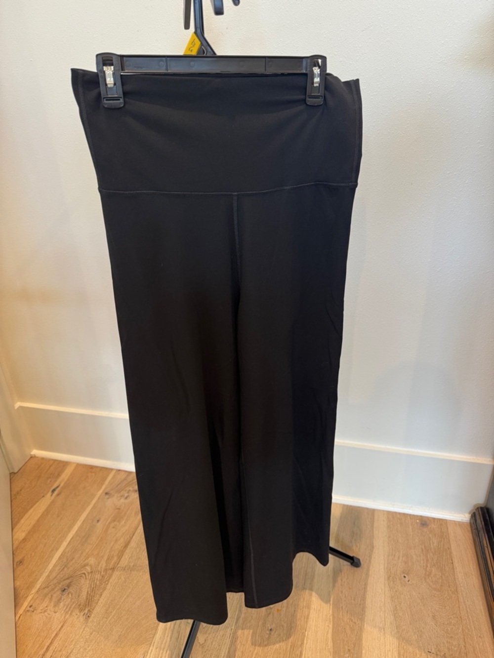 Fabletics Black Wide-Leg Yoga‎ Pants with High Waistband
